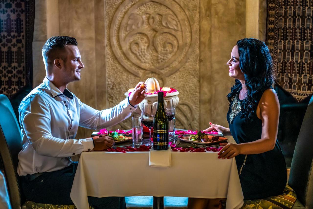 אגרסאלוק Meses Shiraz Hotel Superior-Adults Only מראה חיצוני תמונה