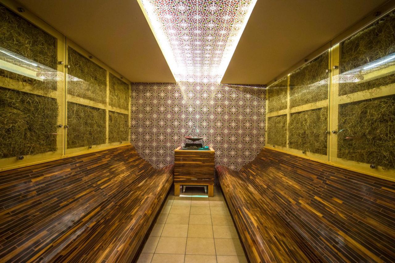 אגרסאלוק Meses Shiraz Hotel Superior-Adults Only מראה חיצוני תמונה