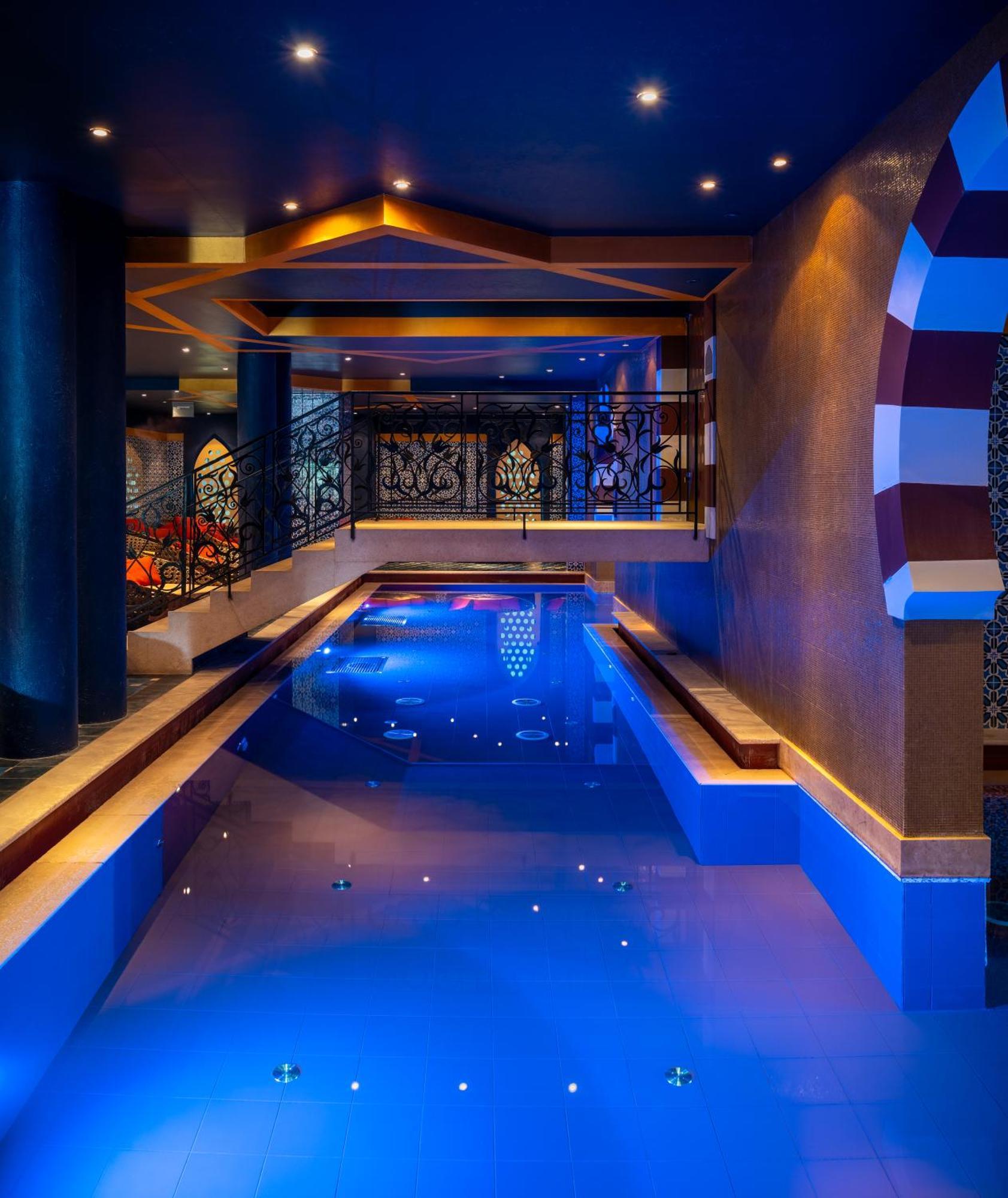 אגרסאלוק Meses Shiraz Hotel Superior-Adults Only מראה חיצוני תמונה